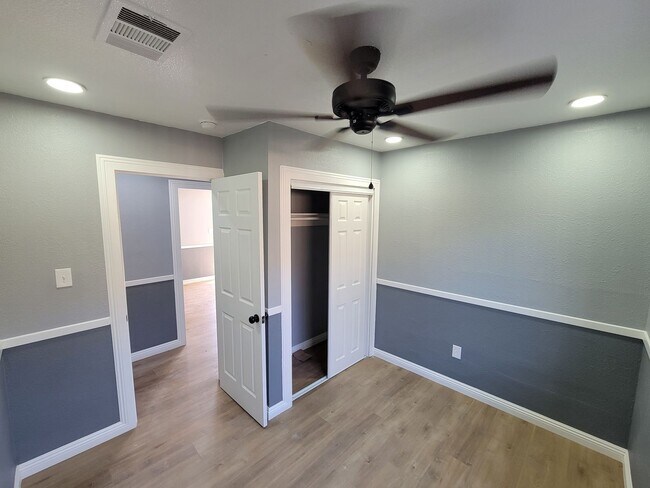 Building Photo - Beautifully Remodeled 5-Bedroom, 3-Bathroo...