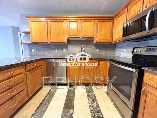 Building Photo - 10151 Sutton Dr