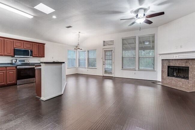 Building Photo - 8169 Whitney Ln