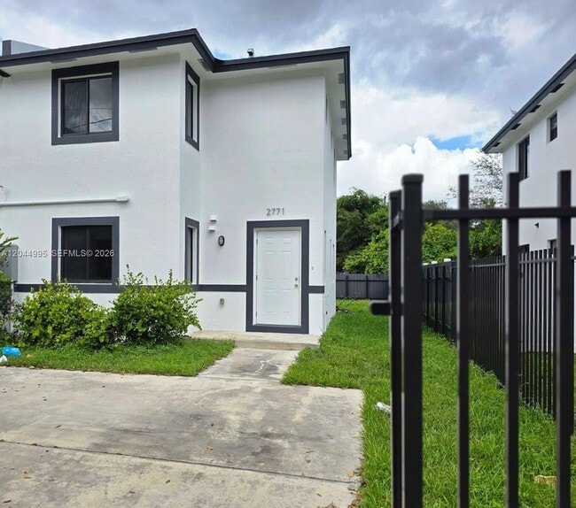 Building Photo - 2771 NW 43rd Terrace