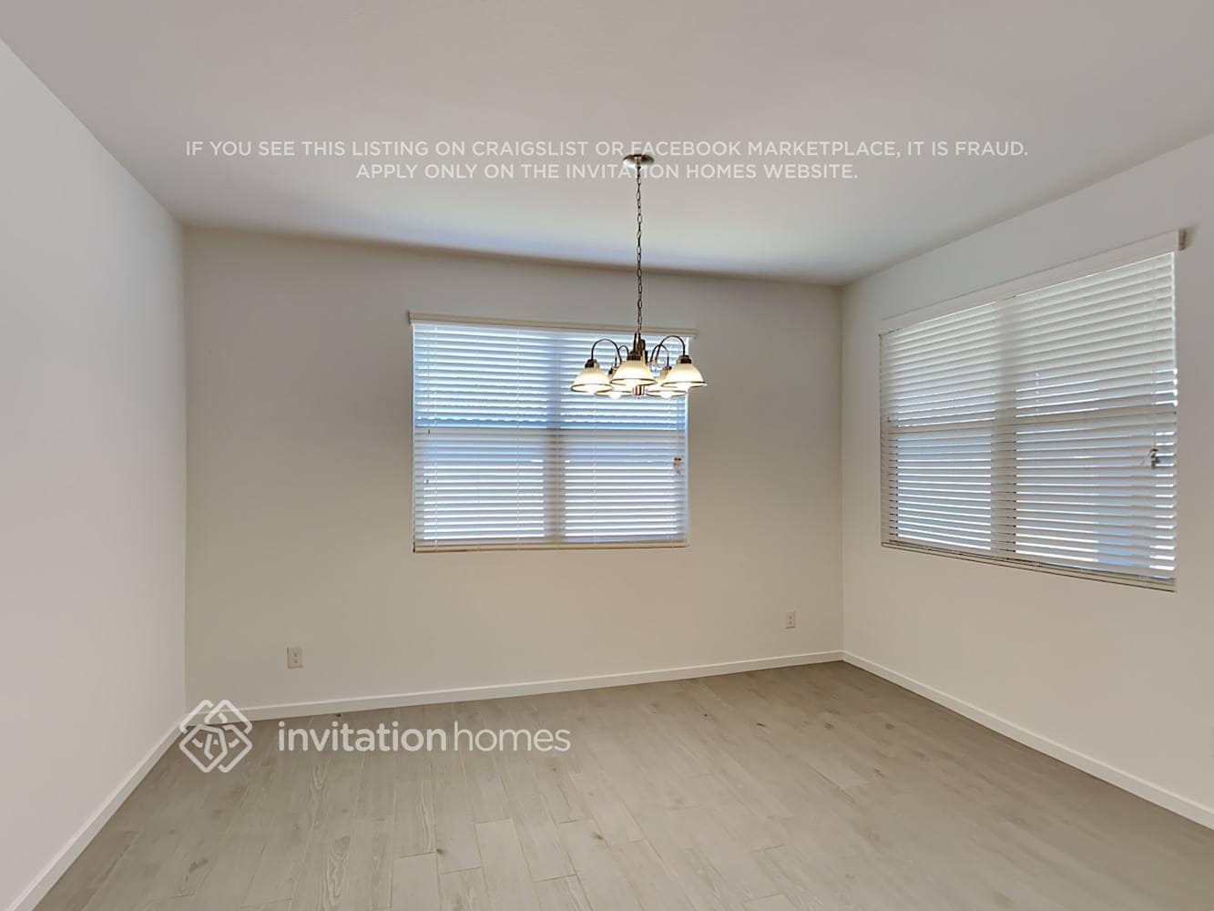 Building Photo - 3932 E Caitlin Dr