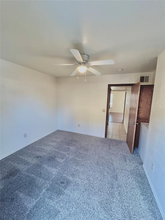 Building Photo - 1901 E Lindsey St