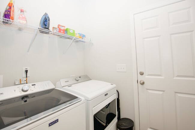 Building Photo - "Spacious 4 Bed, 2.5 Bath Rental in Vass, ...