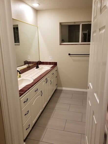 Hall Bathroom - 389 N Donlee Dr