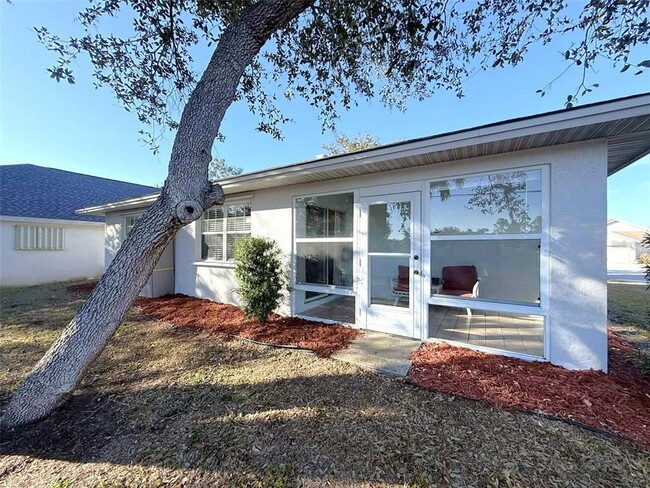 Building Photo - 504 Rose Apple Cir