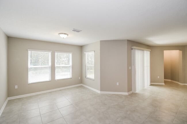 Building Photo - 9147 Open Fld Rd