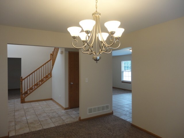 Building Photo - 8058 W Rosebury Dr