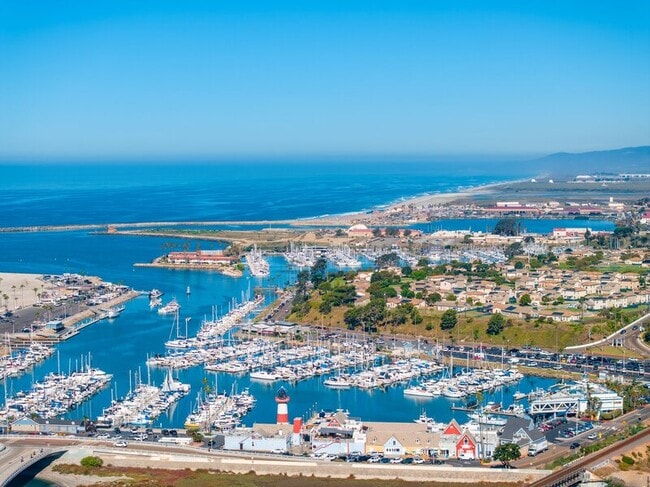 Building Photo - 1019 Costa Pacifica Way