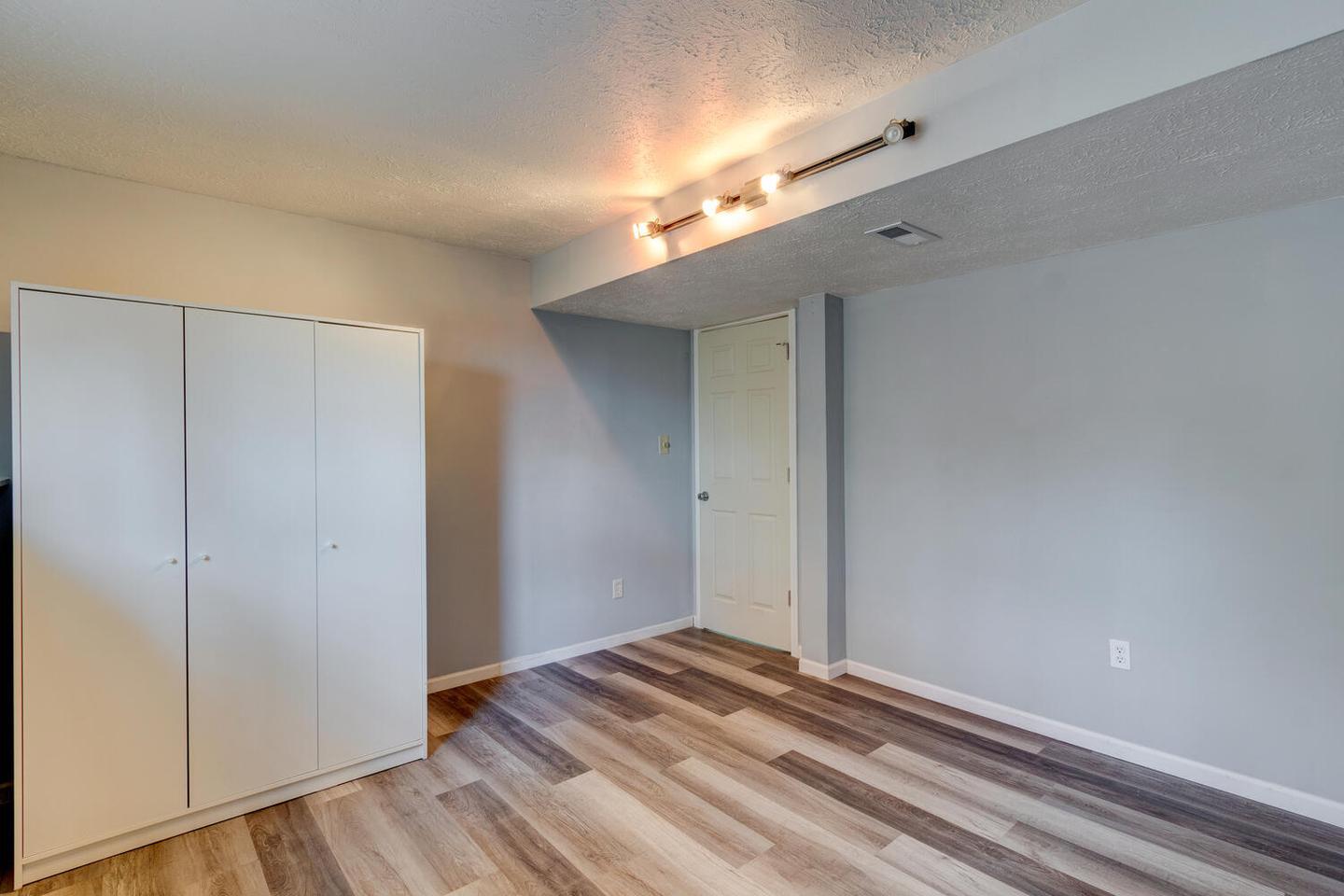 Building Photo - Gorgeous Fishers Home in a Sought-After Community