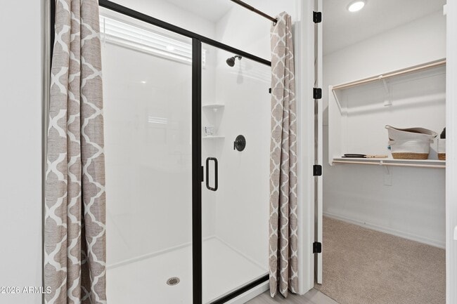 Building Photo - 4650 Gilbert Ln