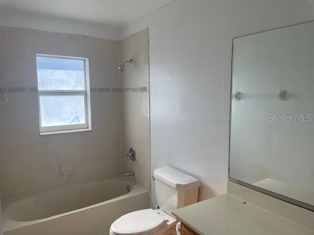Building Photo - 4106 SW 109th Pl