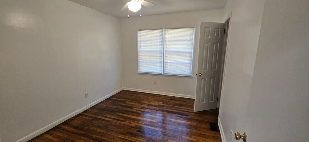 Building Photo - 4085 Canby Ln