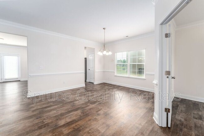 Building Photo - 102 Marquise Ct
