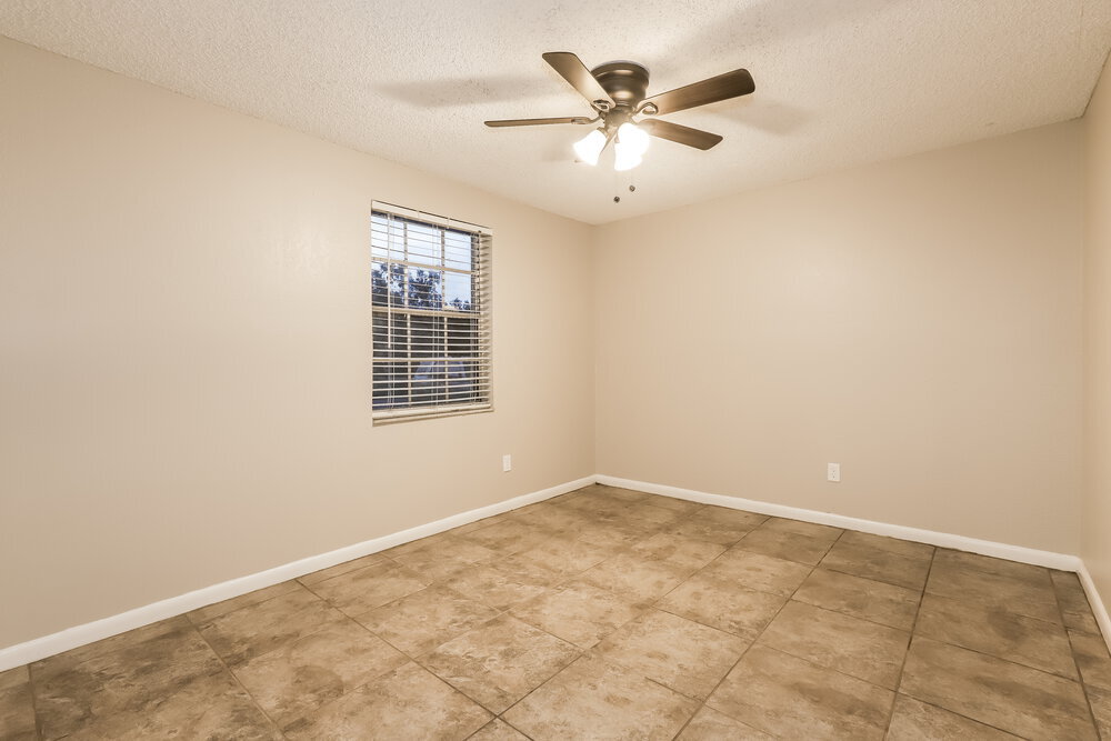 Building Photo - 3511 Breezewood Dr