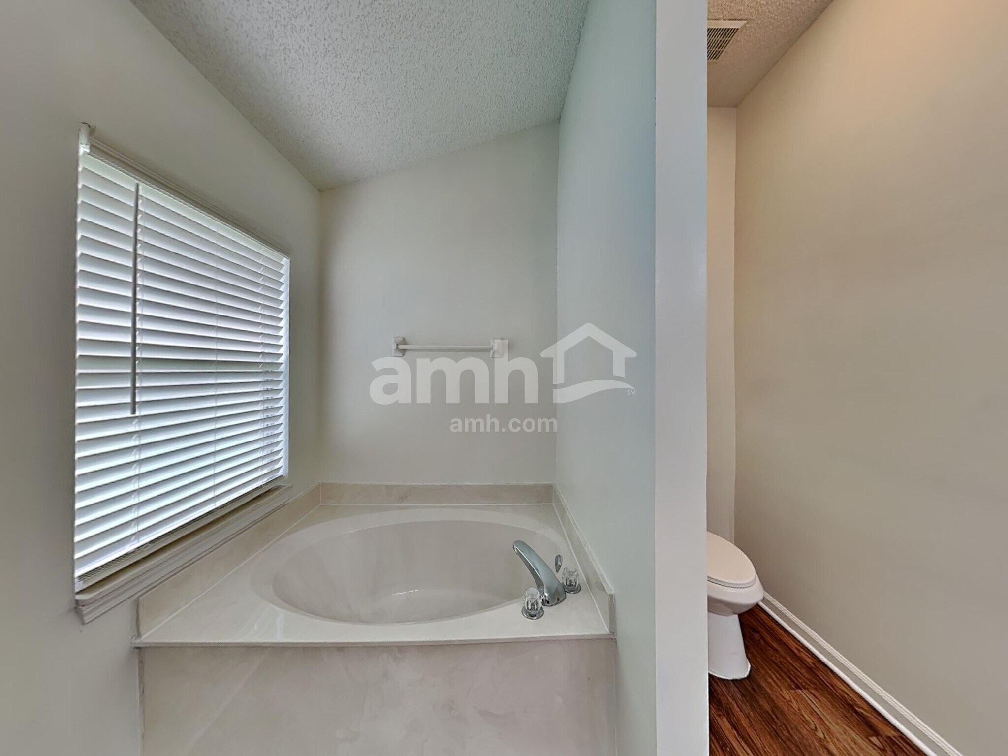 Building Photo - 927 Ashton Cove Terrace