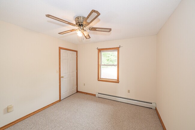 Building Photo - 80 Riggs Dr