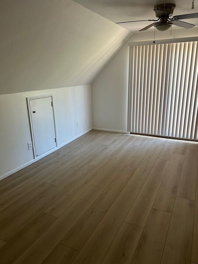 Building Photo - 3 bedroom Munds Park Home