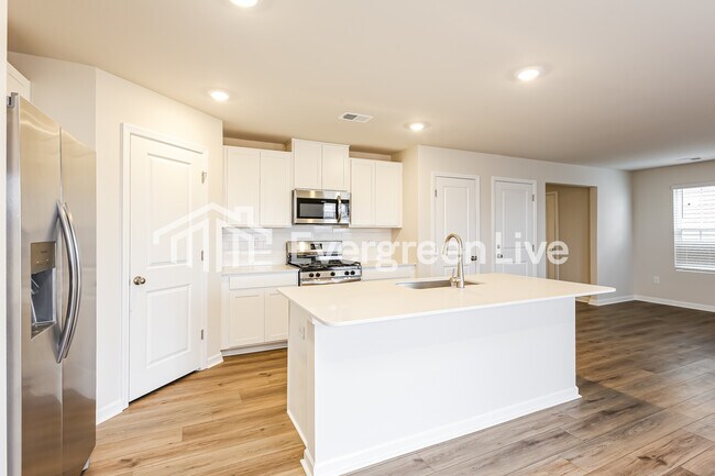 Building Photo - now