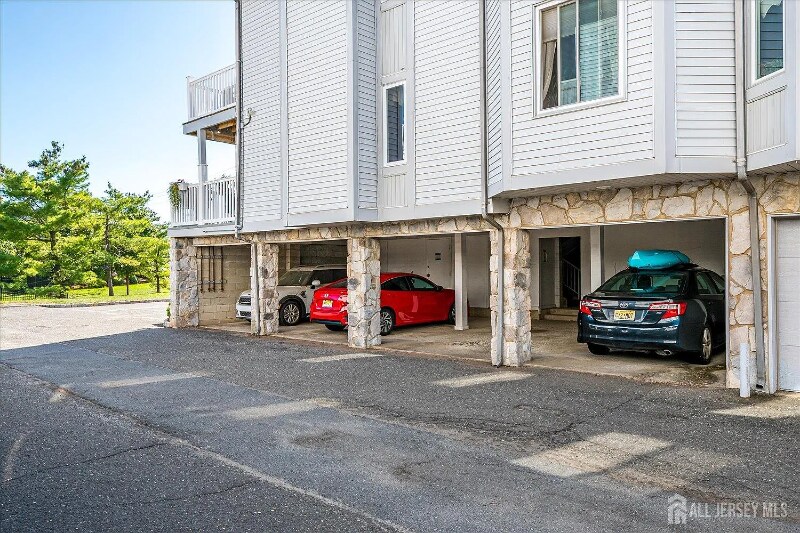 Building Photo - 3004 Jesse Way