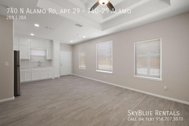 Building Photo - 740 N Alamo Rd