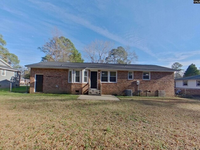 Building Photo - 2308 S Partridge Cir