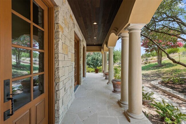 Building Photo - 11924 La Barzola Bend