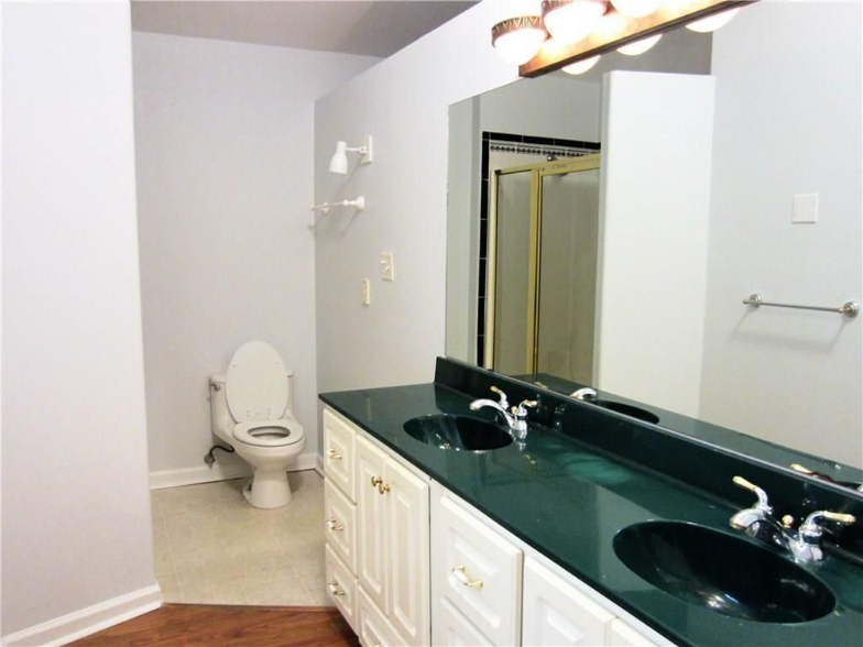 Building Photo - 2714 Bolivar St