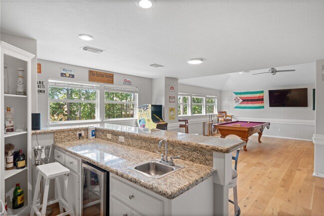 Building Photo - 25307 Piney Bend Ct