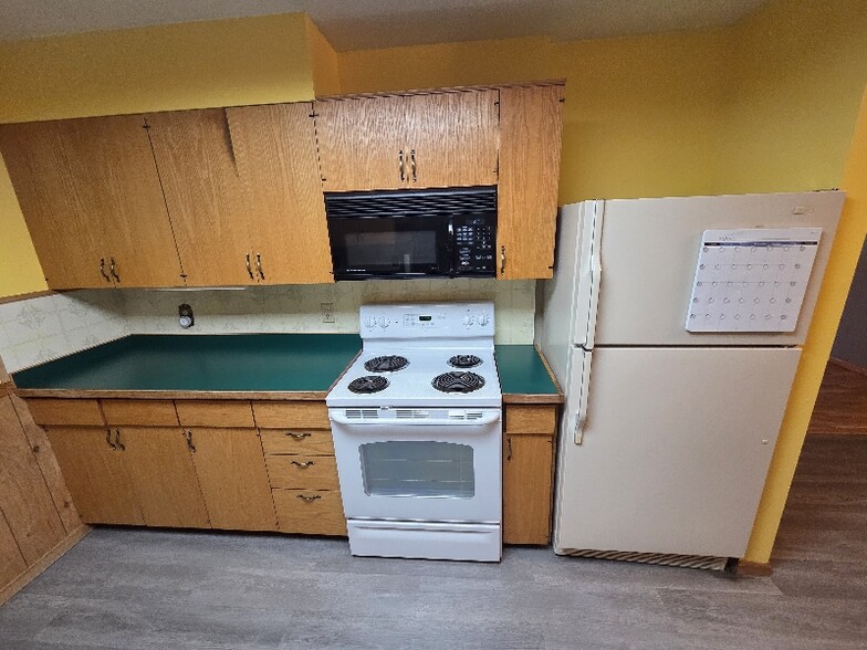 Building Photo - 6071 Jackrabbit Ln
