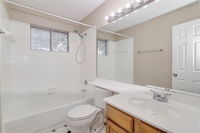 Building Photo - 6307 Blaney Dr