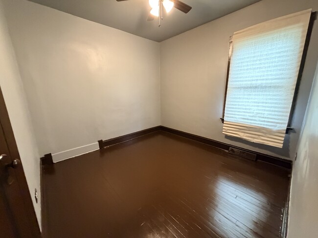 Building Photo - 13903 S State St