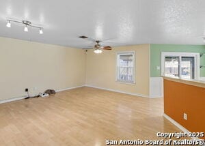 Building Photo - 3223 Crested Creek Dr