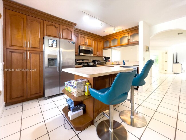 Building Photo - 931 Opal Terrace