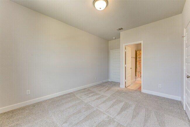 Building Photo - 2138 Taylor Marie Trl