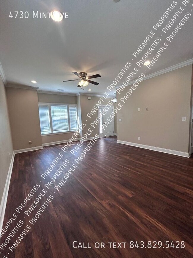 Building Photo - 4730 Mint Ave