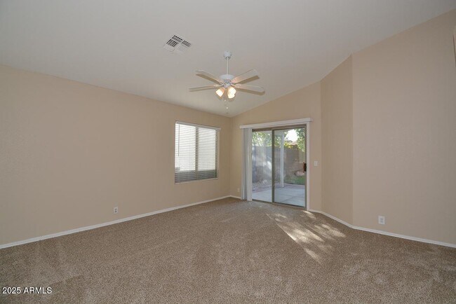 Building Photo - 9413 W Cinnabar Ave