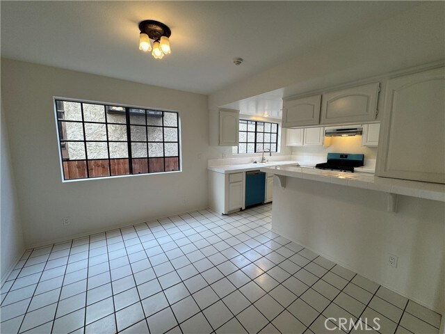 Building Photo - 524 S Catalina Ave