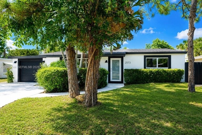 Building Photo - 2573 Conroy Dr