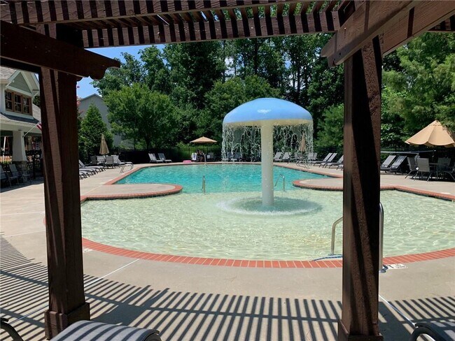 Building Photo - 1345 Winshire Cove