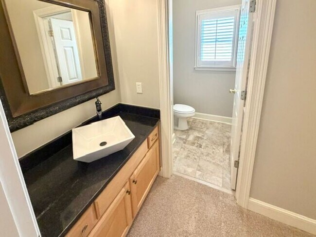 Building Photo - Beautiful 5BR 4.5 bath + bonus room family home in Collierville! Collierville schools