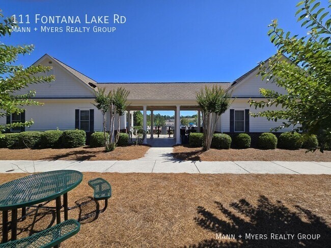 Building Photo - 111 Fontana Lake Rd