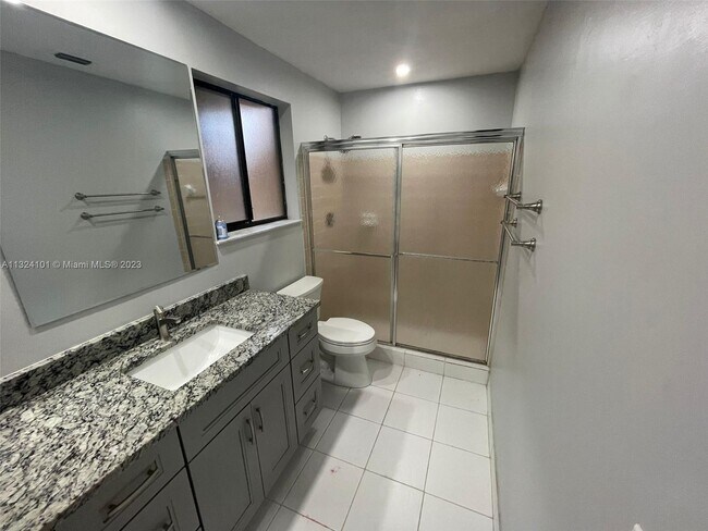 Building Photo - 980 NW 79th Terrace