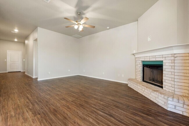 Building Photo - 2107 Kirksey Ave
