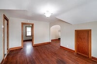 Building Photo - ds1917