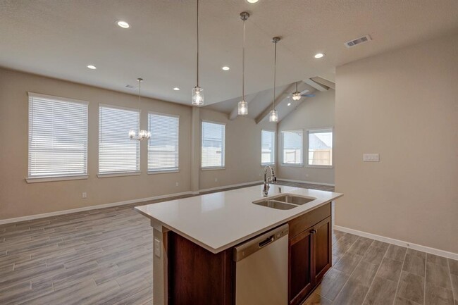 Building Photo - 4227 Maple Glen Dr