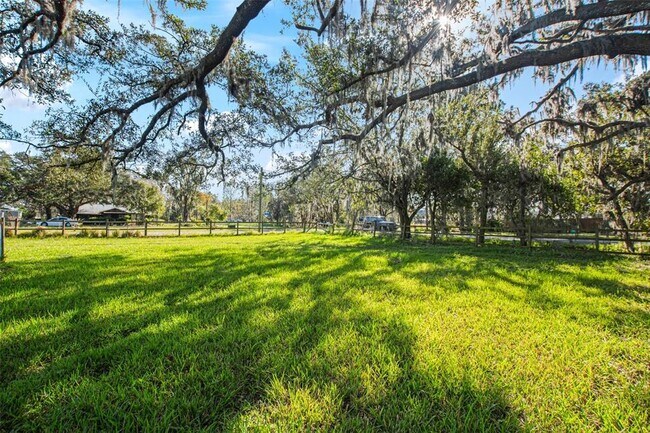 Building Photo - 3106 E Trapnell Rd