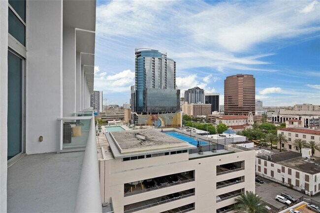 Building Photo - 150 E Robinson St