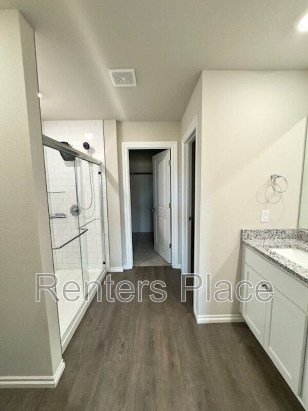 Building Photo - 7203 E 155th Pl S