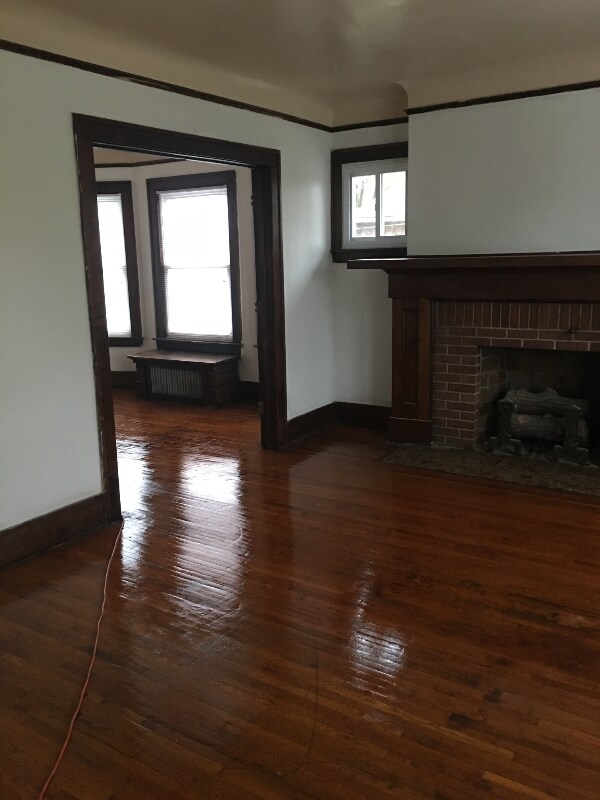 Building Photo - 3819 W Philadelphia St