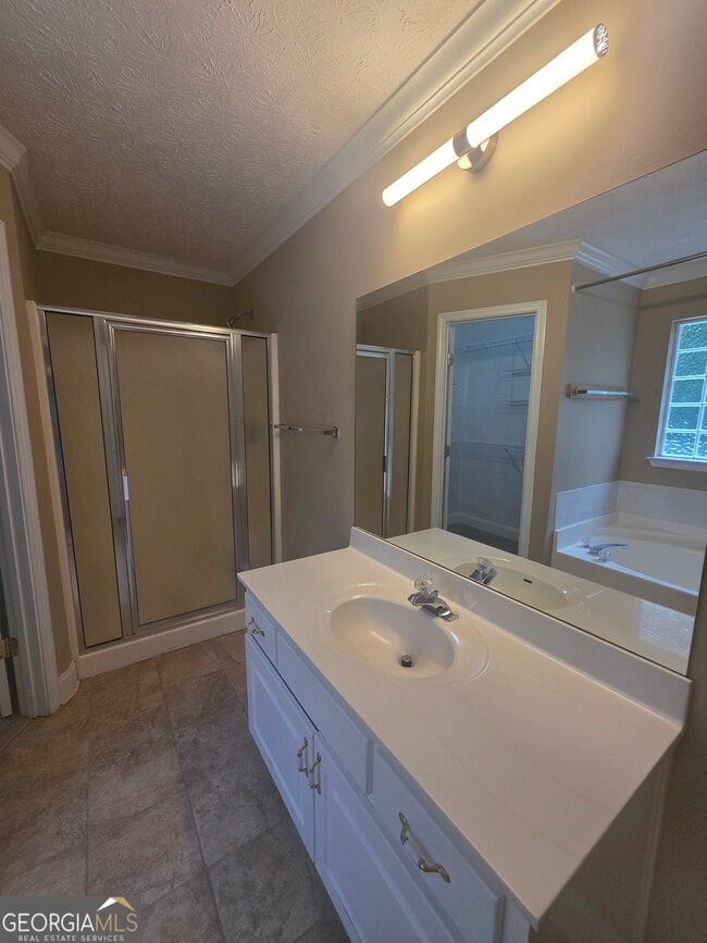 Building Photo - 135 Kingsbrooke Cir